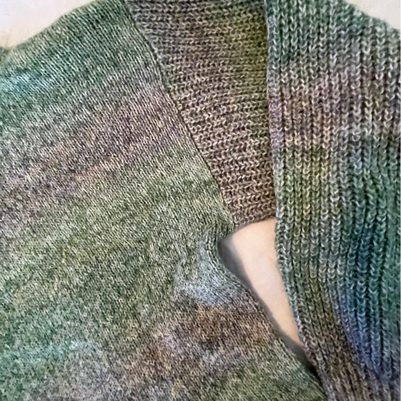 Abound Sweater - Picture 7 of 8